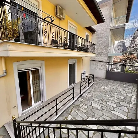 Apartmán Teo's House 3 *