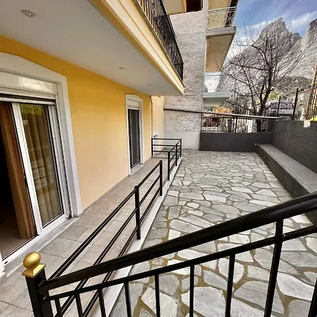 Teo's House 3 Apartament *